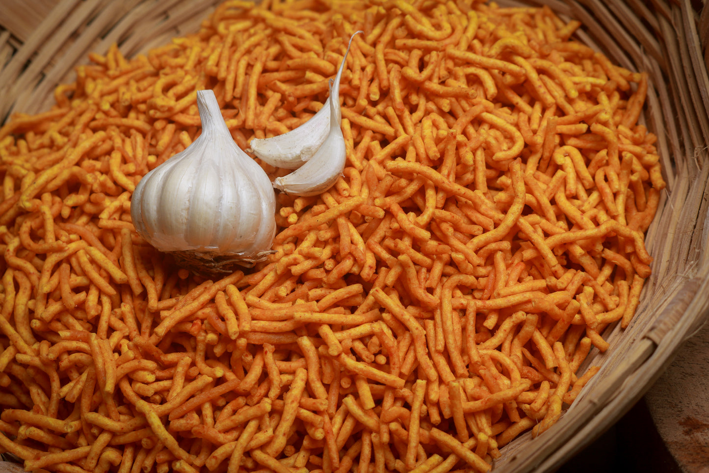 Garlic Sev