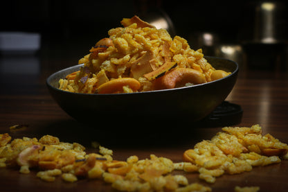 Poha Chivda with Cashewnuts & Raisins